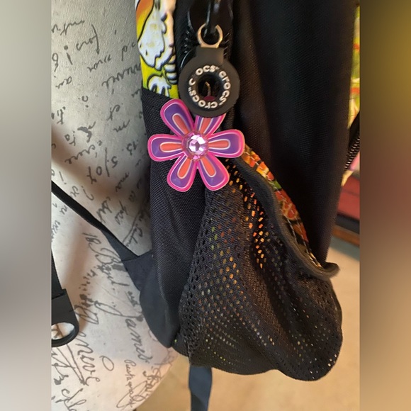 Rare excellent CROCS full-size backpack Alligator Graffiti multicolor w/jibbitz! - Picture 2 of 14